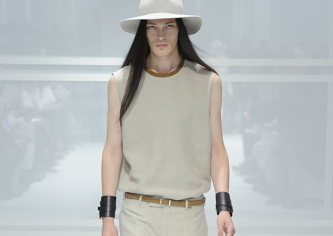 DIOR HOMME - PARIS S/S 2012 FASHION SHOW