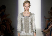VANESSA BRUNO - PARIS S/S 2012 BACKSTAGE INTERVIEW + FASHION SHOW