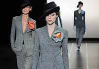 GIORGIO ARMANI - MILAN F/W 2012 FASHION SHOW