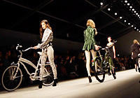 PPQ - LONDON F/W 2012 FASHION SHOW + BACKSTAGE BEAUTY