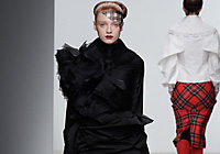 CORRIE NIELSEN - LONDON F/W 2012 FASHION SHOW AND BACKSTAGE INTERVIEW