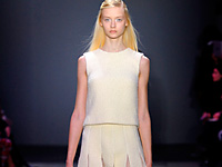GIAMBATTISTA VALLI - PARIS F/W 2012 FASHION SHOW